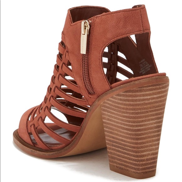 Vince Camuto Kessey Woven Leather Sandal NEW - Picture 2 of 10